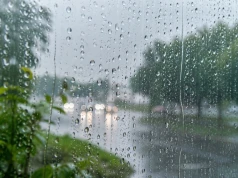 IMGW ostrzega: Dziś zagrzmi. Wiatr do 80 km/h i możliwy grad