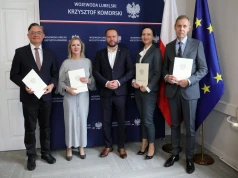 Wojewoda lubelski wręczył cztery powołania konsultantom wojewódzkim