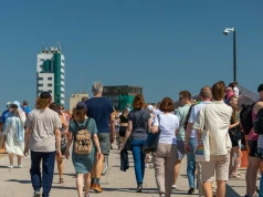 Polacy znów będą żyć dłużej. Do europejskiej czołówki wciąż nam daleko