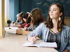Nie musisz wybierać między karierą a rozwojem! Studia w WSKZ dopasowane do Twojego grafiku