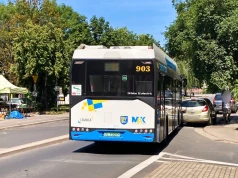 „Mistrzyni parkowania” zablokowała przejazd na ulicy Jagiellońskiej w Legnicy