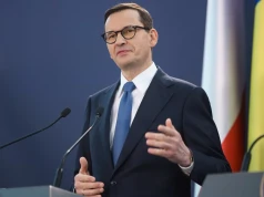 Pierwszy sondaż po rozłamie w PiS. Sprawdzano dwa warianty