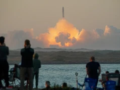 Nowe minimum kursu SpaceX. Udany lot Starship nic nie zmienił