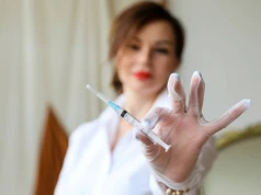 Kobiety planujące ciążę powinny to wiedzieć. Chodzi o szczepienie przeciw HPV