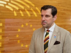 Trwa książkowy maraton Tobiasza Bocheńskiego. Europoseł postanowił przeczytać w tym roku 40 książek