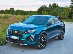Test: Peugeot 2008 Allure 1.2 mHEV 145 KM – miękka hybryda, twarde lądowanie? Zalety, wady, spalanie i opinie