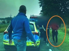 Kierował pojazdem, choć miał cofnięte uprawnienia i był kompletnie pijany (FILM)