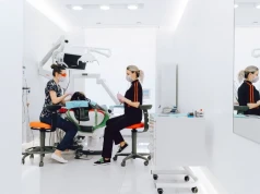 AOS w NFZ: jak działa ambulatoryjna opieka specjalistyczna?