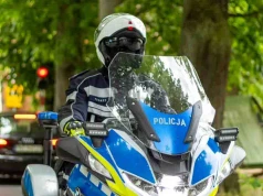Świebodzin. Policjant miał wolne, a kierujący wielkiego pecha