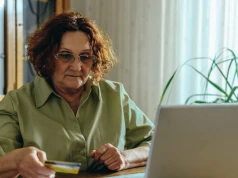 ZUS dodaje 500 zł do emerytury. Dostają ci, co mają mniej niż 2687,67 zł