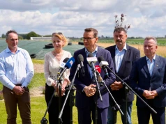 Morawiecki domaga się dopłat do produkcji rolnej na poziomie 1400 zł/t