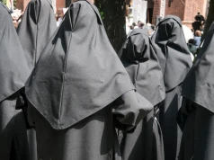 Zrzuciła habit po 8 latach. Ta sytuacja przelała czarę goryczy. "Zaczęłam bać się ludzi"
