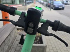 ADAC punktuje e-hulajnogi. W dwóch modelach pękła… kierownica