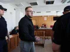 Warszawa: Drugi współoskarżony w procesie Łukasza Żaka trafił do aresztu. Trzeciego szuka policja