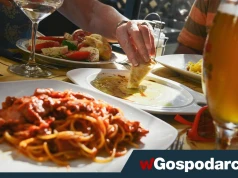 Złość na odgłosy mlaskania i chrząkania? To realny problem