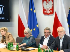Uwagi od producentów rolnych, konieczność notyfikacji. Wyboista droga do ograniczenia dostępności alkoholu
