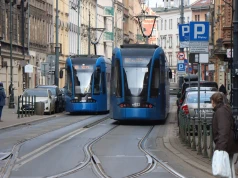 Efekty zmian na ul. Długiej. Miasto pokazało nowe dane o blokowaniu tramwajów