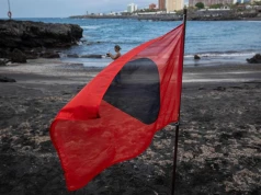 Zanieczyszczenie Playa Jardín: walka o czystość wody i zaufanie mieszkańców