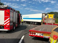 19-letni kierowca ciężarówki zginął w wypadku – najechanie z udziałem trzech zestawów