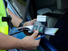 Nie przyjął 100 zł mandatu od policji, bo tak podpowiedziała mu AI. Sąd dał mu 800 zł
