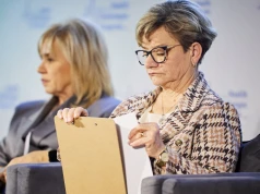 240 zł za godzinę pracy lekarza. Pielęgniarki: problemem jest chaos płacowy