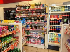 Całkowity zakaz reklamy alkoholu coraz bliżej. Sklepowa promocja też będzie zabroniona