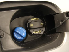 Diesel w opałach. Wojna o rafinerie podkręca ceny paliwa