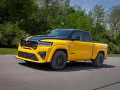 Nowy Ram 1500 Rumble Bee ma ceny. 788 KM za 97.790 dolarów