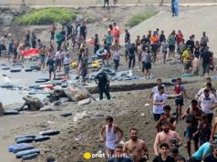 Migranci wtargnęli do Hiszpanii. Ministerstwo podało nowe dane o ich liczbie