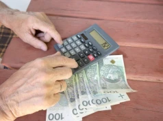 Te osoby mogą przejść wcześniej na emeryturę. ZUS stawia konkretne warunki