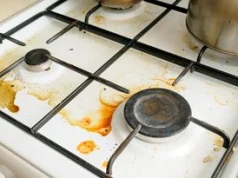 Połącz te składniki. Tak szybko wyczyścisz kuchenkę bez szkodliwej chemii
