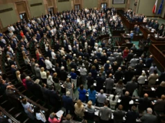 Sejm uczcił pamięć uczestników Powstania Warszawskiego oraz ludności cywilnej Warszawy