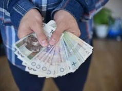 Oddali mieszkania, w zamian dostają specjalną rentę. Tyle otrzymują