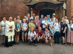 Pieszo z Mysłowic na Jasną Górę. Wyruszyła pielgrzymka z parafii w Brzezince