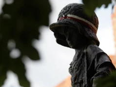 „Białe karty” powstania warszawskiego. Badaczka: Nikt o to nie pytał
