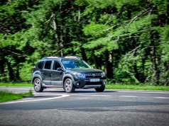 Najtańsza używana Dacia Duster z dieslem od 2013 roku kosztuje 14.900 zł. Gdzie jest haczyk?
