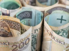 Erste Bank z promocyjną ofensywą. Zobacz, jak zgarnąć nawet 900 zł premii