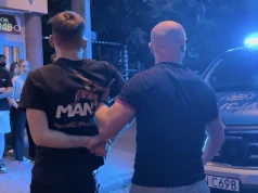 Słupsk: pijany 17-latek w BMW staranował sześć pojazdów
