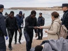 Przybywają do Hiszpanii. Na taką pomoc mogą liczyć migranci