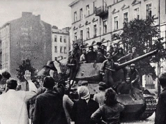 Rosyjska propaganda używa rocznic wybuchu Powstania Warszawskiego przeciwko Polsce