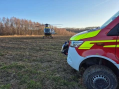 Pożar w bloku! 60-latek z ciężkimi oparzeniami, na miejsce wezwano śmigłowiec LPR