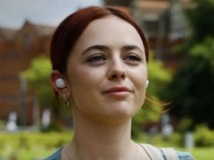RTV EURO AGD przecenił Sony WF-C510. To doskonała okazja na zakup słuchawek TWS