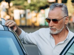 Jakie auto wybrać po 60. roku życia? Eksperci wskazali konkretne modele