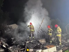 Tragiczny pożar na działkach w Gdańsku. Z gruzów wydobyto dwa ciała