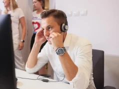 Wiceminister padł ofiarą hakerów. "Proszę nie klikać. To wirus!"