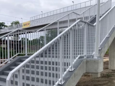 Kładka nad torami w Załężu został oddana do użytku. Nie wszystko jest jednak tak, jak być powinno
