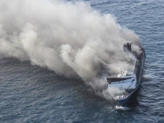 Tragedia u wybrzeży Indonezji. Prom stanął w ogniu, są ofiary i dziesiątki zaginionych