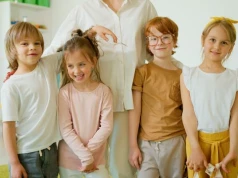 Mama 4+ w 2026 roku. Nie każda matka czwórki dzieci dostanie pełne świadczenie z ZUS