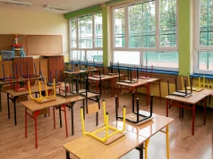 Nauczyciele potrzebni na cito. "Zatrudnią każdego"
