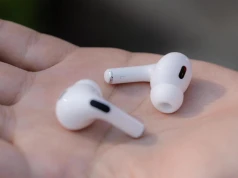 Apple szykuje niespodziankę. AirPodsy z wbudowaną kamerą jeszcze tej jesieni?!